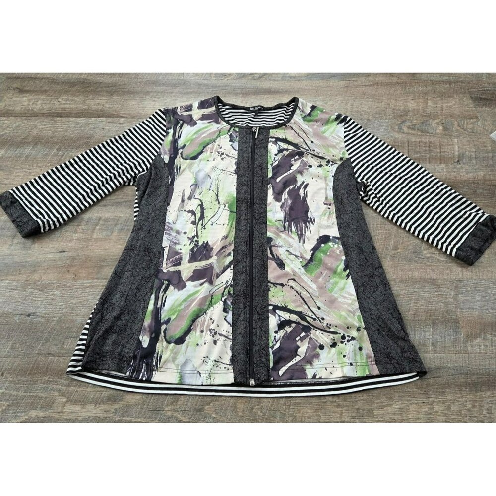 Ulla Popken women's Size 12/14 Top with front zipper closure mid sleeve black